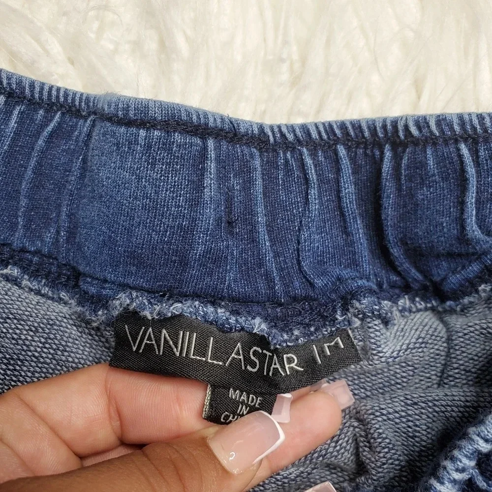 Vanilla Star Blue‎ Lace Shorts